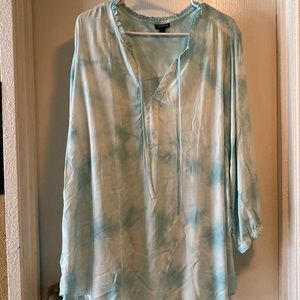 Torrid brand blouse size 3 like new